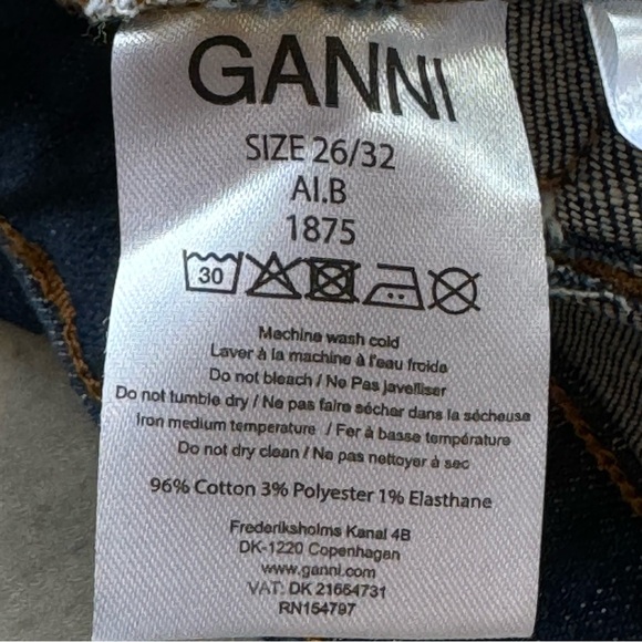 Ganni Mid Rise Dark Wash Jeans Like New, Size 26, 32” Inseam - Picture 5 of 9
